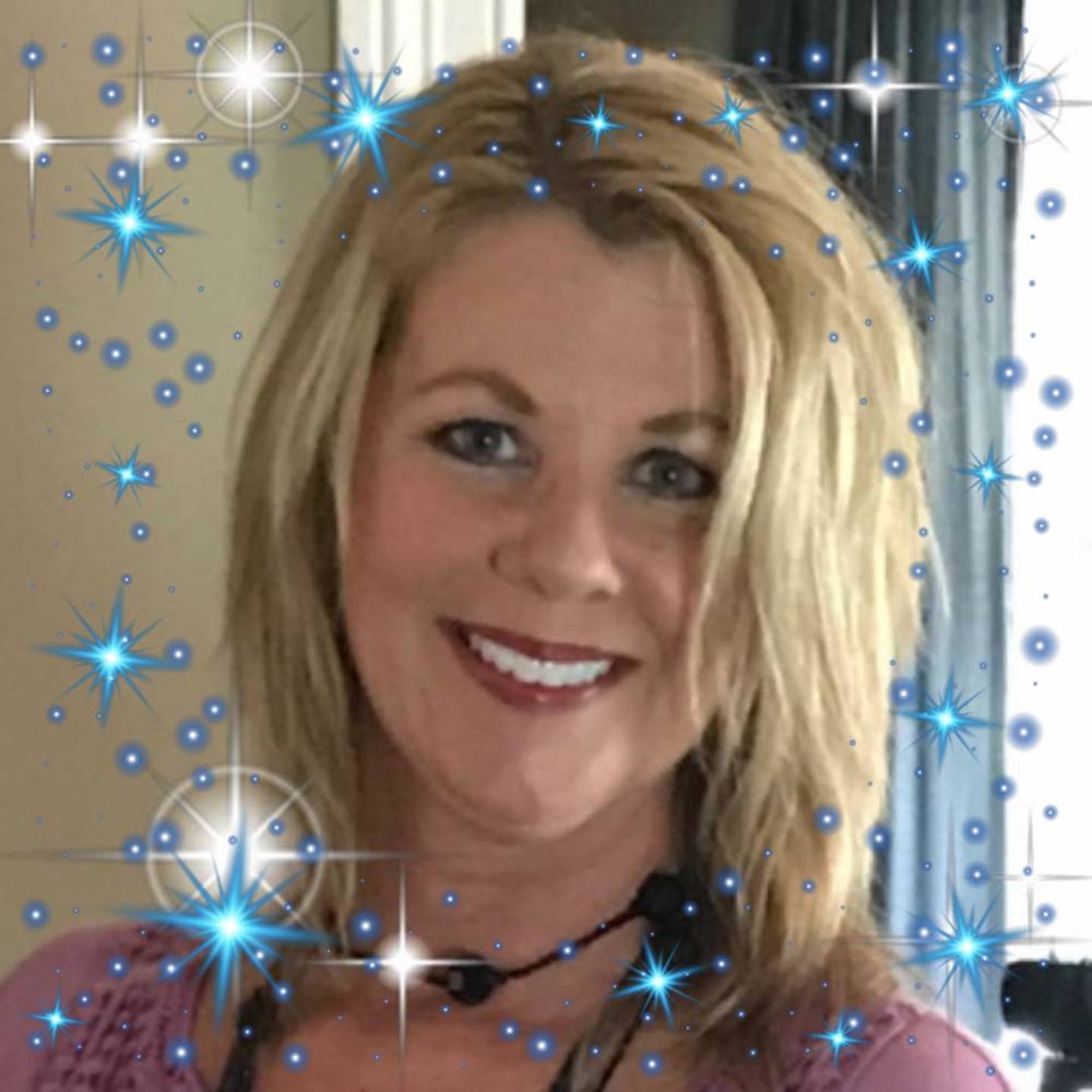 Meet your Poshmark Ambassador, Joy